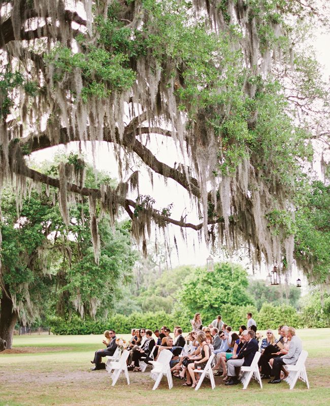 9 Ways To Make Your Outdoor Wedding Feel Intimate